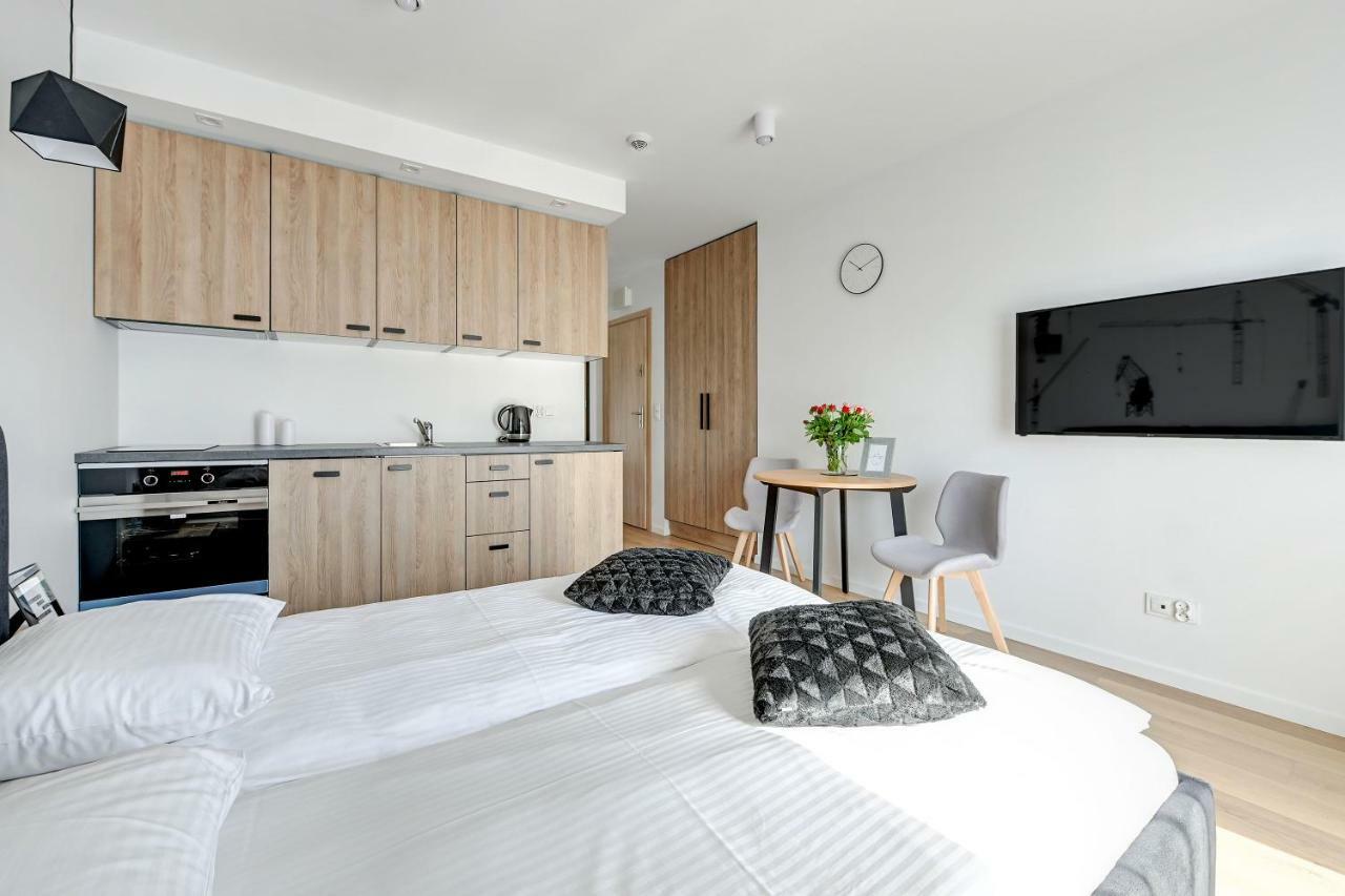 Apartments Waterlane Island Pool & Gym Spa Gdansk Exterior photo